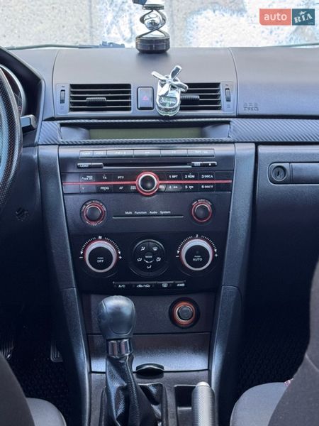 Хетчбек Mazda 3 2005 в Трускавці