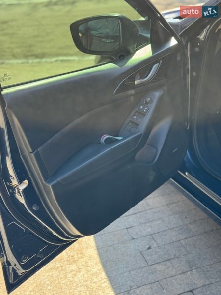 Хетчбек Mazda 3 2014 в Києві