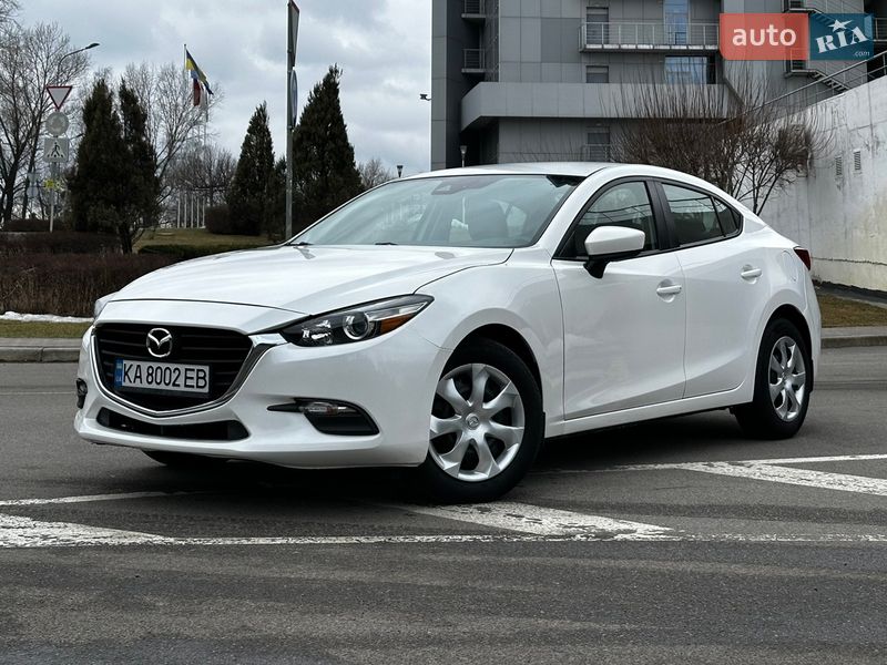 Седан Mazda 3 2018 в Києві