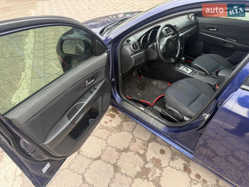 Хэтчбек Mazda 3 2004 в Днепре