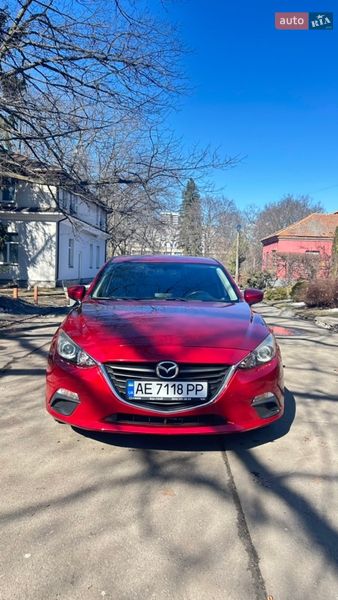 Седан Mazda 3 2016 в Києві