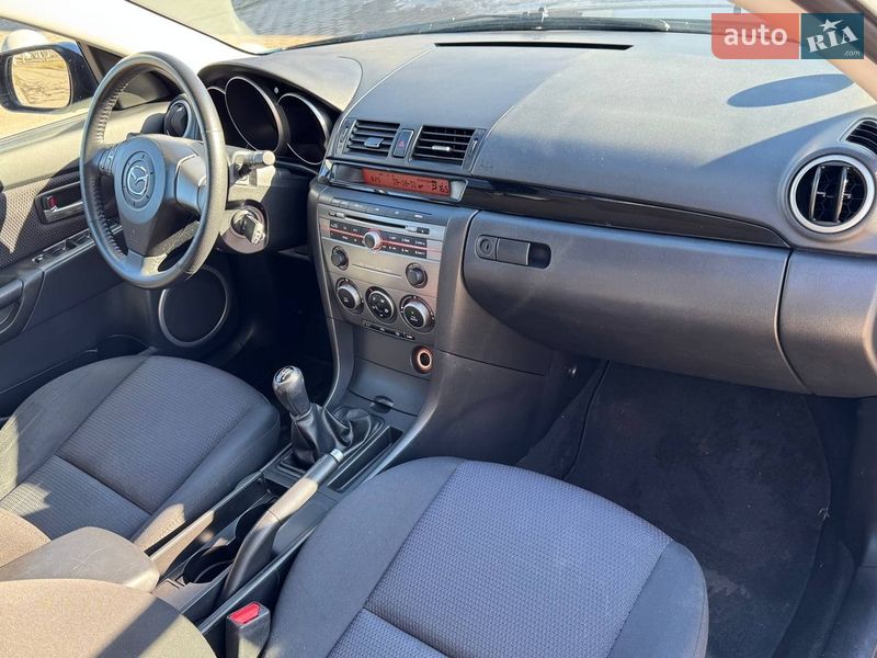 Хэтчбек Mazda 3 2007 в Ракитном