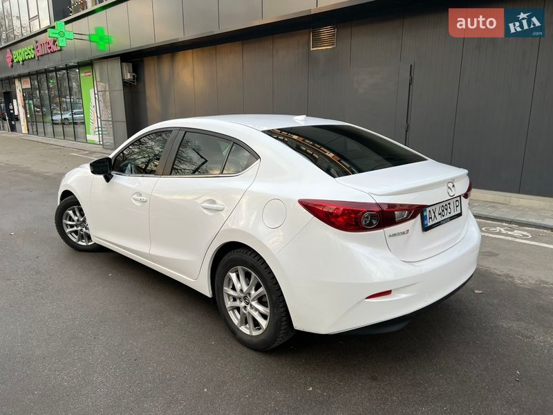 Седан Mazda 3 2014 в Харкові