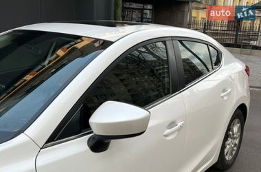 Седан Mazda 3 2014 в Харькове