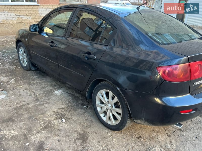 Седан Mazda 3 2004 в Виннице