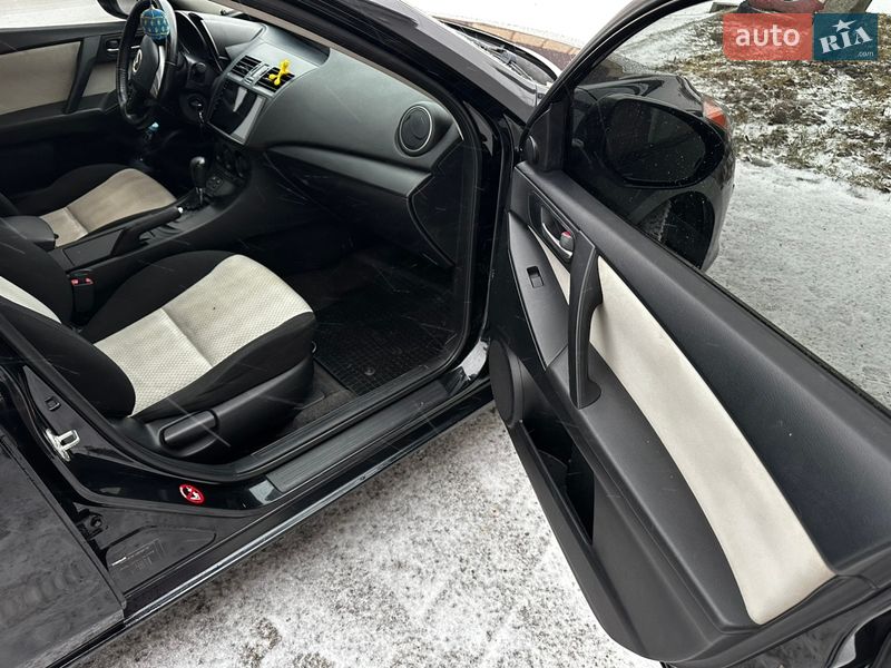Седан Mazda 3 2011 в Кропивницком