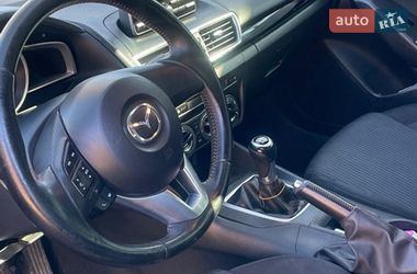 Седан Mazda 3 2016 в Хмельницком