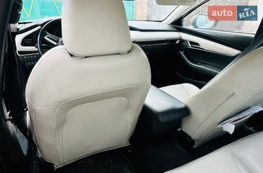 Седан Mazda 3 2019 в Кропивницькому