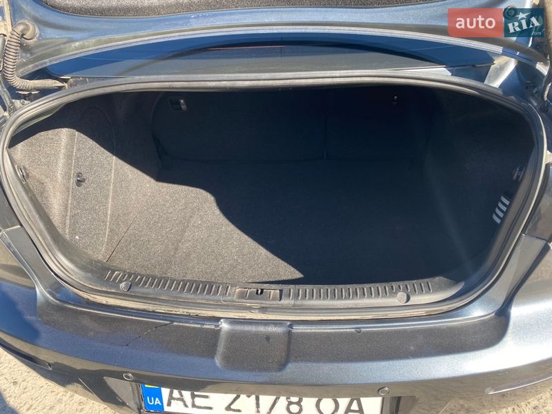 Седан Mazda 3 2008 в Дніпрі