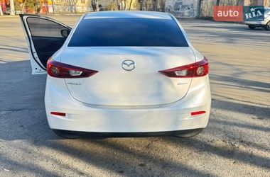 Седан Mazda 3 2016 в Миколаєві