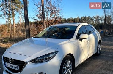 Хэтчбек Mazda 3 2015 в Ирпене