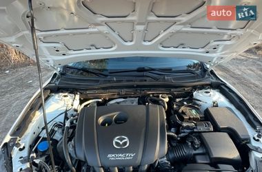 Хэтчбек Mazda 3 2015 в Ирпене