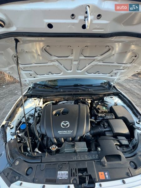 Хетчбек Mazda 3 2015 в Ірпені