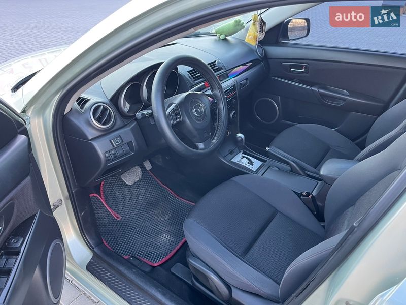 Седан Mazda 3 2008 в Первомайську