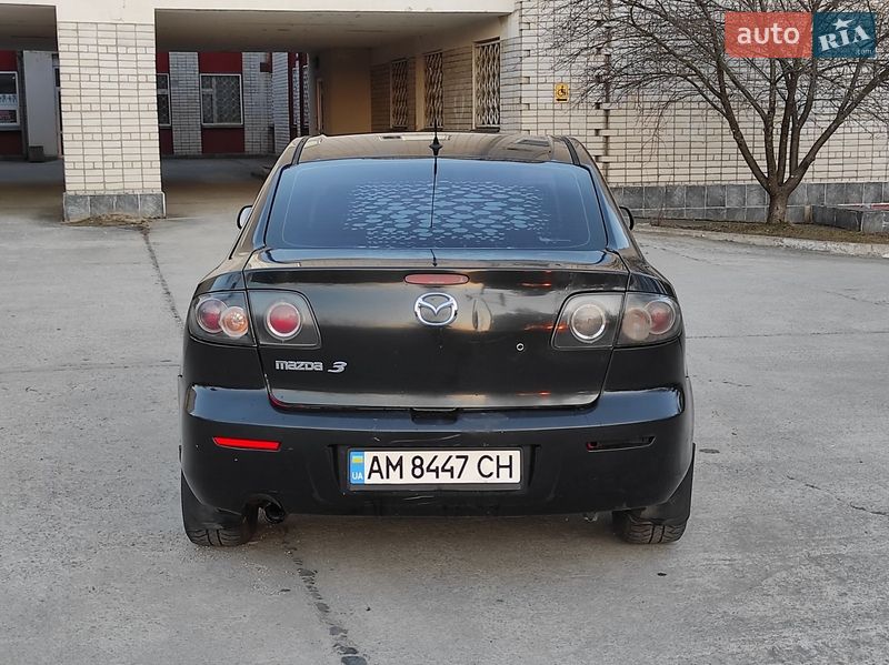 Седан Mazda 3 2008 в Нетешине