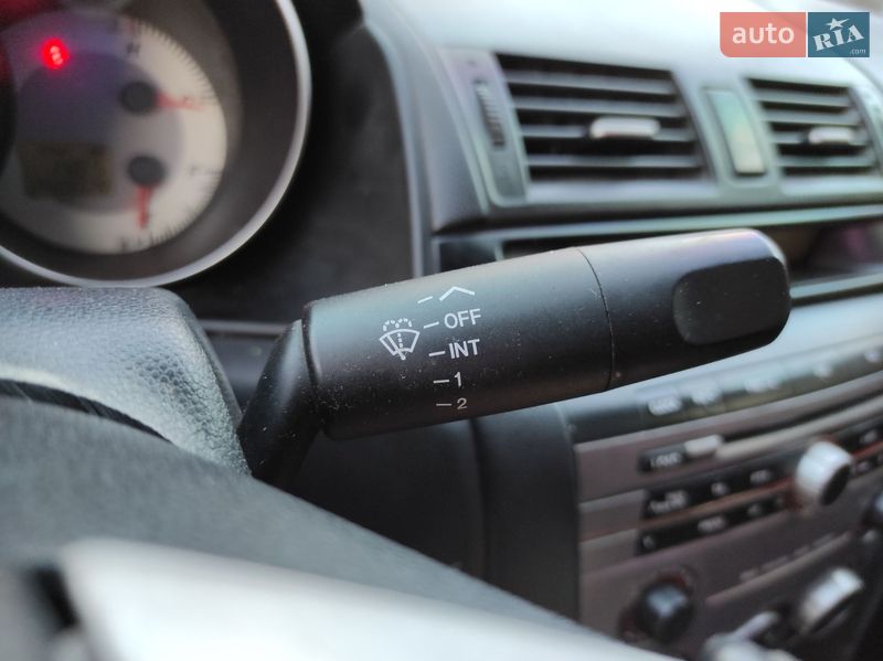 Седан Mazda 3 2008 в Нетешине