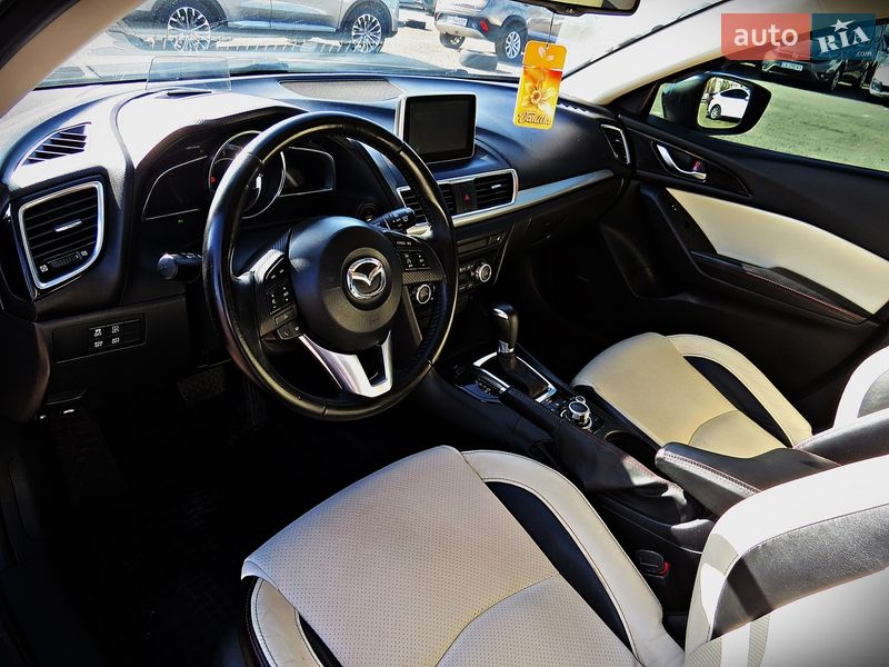Хэтчбек Mazda 3 2014 в Черкассах