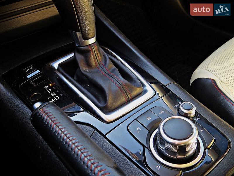 Хэтчбек Mazda 3 2014 в Черкассах