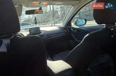 Седан Mazda 3 2015 в Днепре