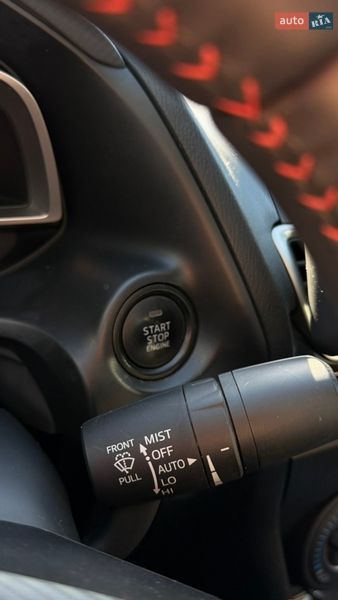Седан Mazda 3 2015 в Днепре