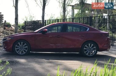 Седан Mazda 3 2019 в Кривому Розі