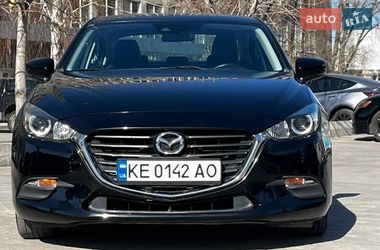 Седан Mazda 3 2018 в Днепре