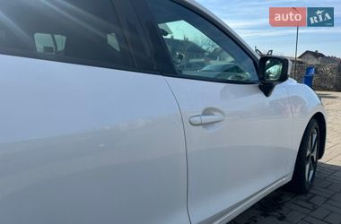 Седан Mazda 3 2017 в Ивано-Франковске