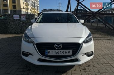 Седан Mazda 3 2017 в Ивано-Франковске