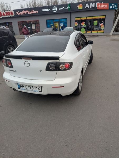 Седан Mazda 3 2009 в Днепре