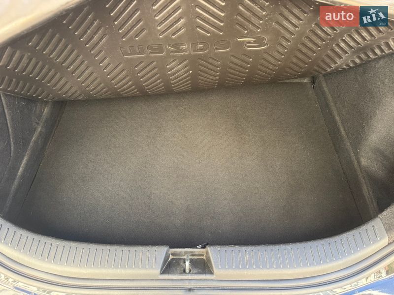 Хетчбек Mazda 3 2006 в Львові