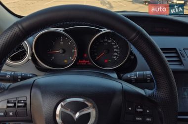Хэтчбек Mazda 3 2011 в Днепре