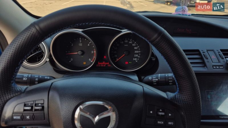 Хэтчбек Mazda 3 2011 в Днепре