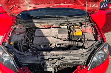 Хэтчбек Mazda 3 2003 в Ужгороде