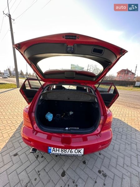 Хэтчбек Mazda 3 2003 в Ужгороде