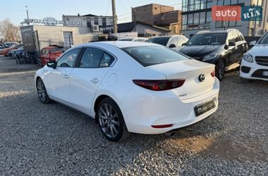 Седан Mazda 3 2021 в Ивано-Франковске