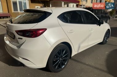 Хэтчбек Mazda 3 2018 в Киеве