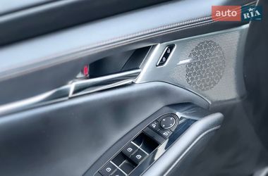 Хэтчбек Mazda 3 2019 в Николаеве