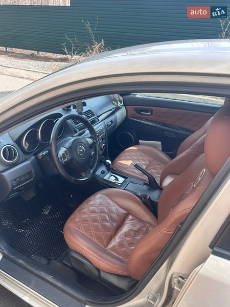 Седан Mazda 3 2006 в Софиевской Борщаговке