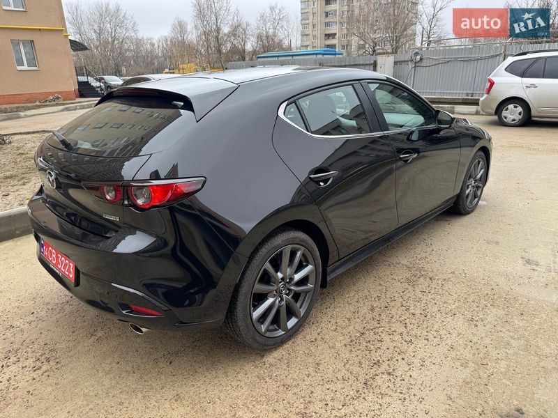 Хэтчбек Mazda 3 2021 в Киеве