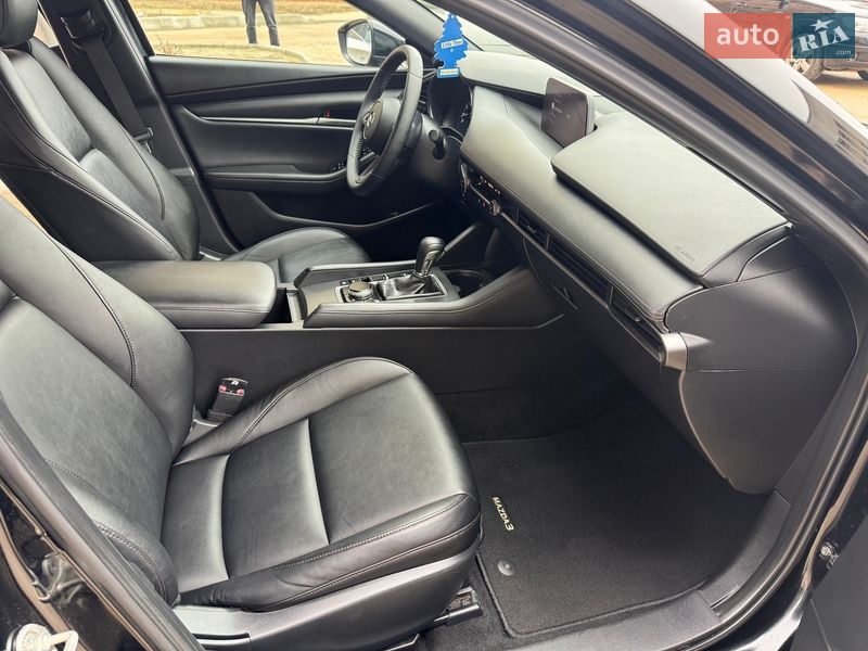 Хэтчбек Mazda 3 2021 в Киеве