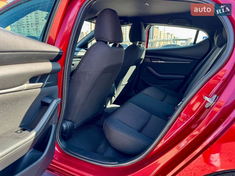 Хэтчбек Mazda 3 2019 в Киеве