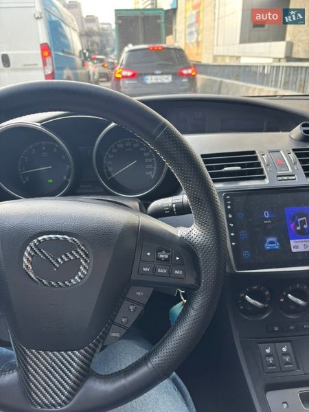 Седан Mazda 3 2011 в Днепре