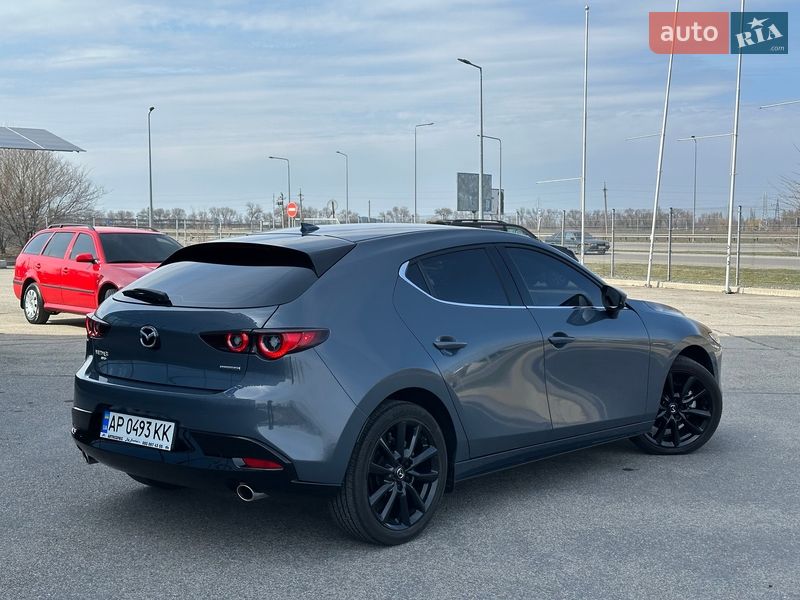 Хэтчбек Mazda 3 2022 в Днепре