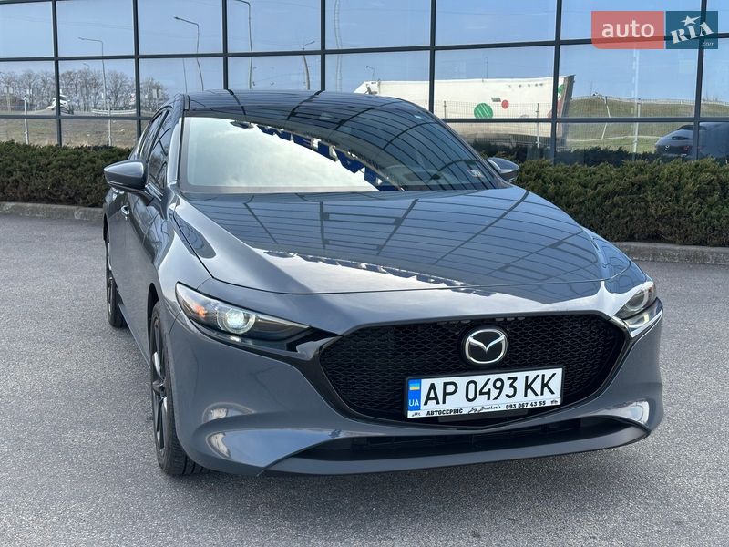 Хэтчбек Mazda 3 2022 в Днепре