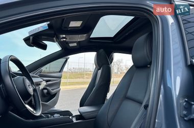 Хэтчбек Mazda 3 2022 в Днепре