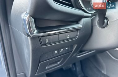 Хэтчбек Mazda 3 2022 в Днепре