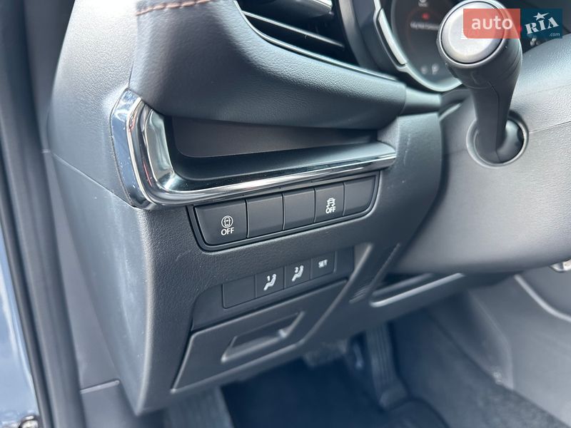 Хэтчбек Mazda 3 2022 в Днепре