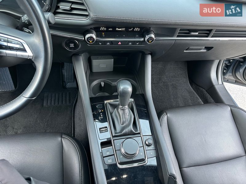 Хэтчбек Mazda 3 2022 в Днепре