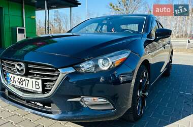 Седан Mazda 3 2018 в Киеве