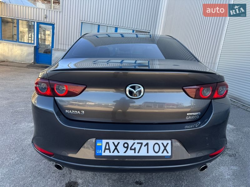 Седан Mazda 3 2019 в Харькове